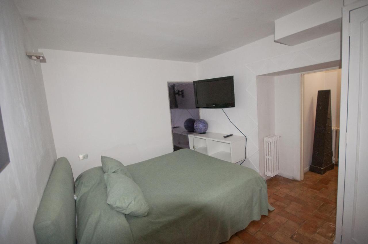 נאפולי Residenza Le Rose Villa D'Arte מראה חיצוני תמונה