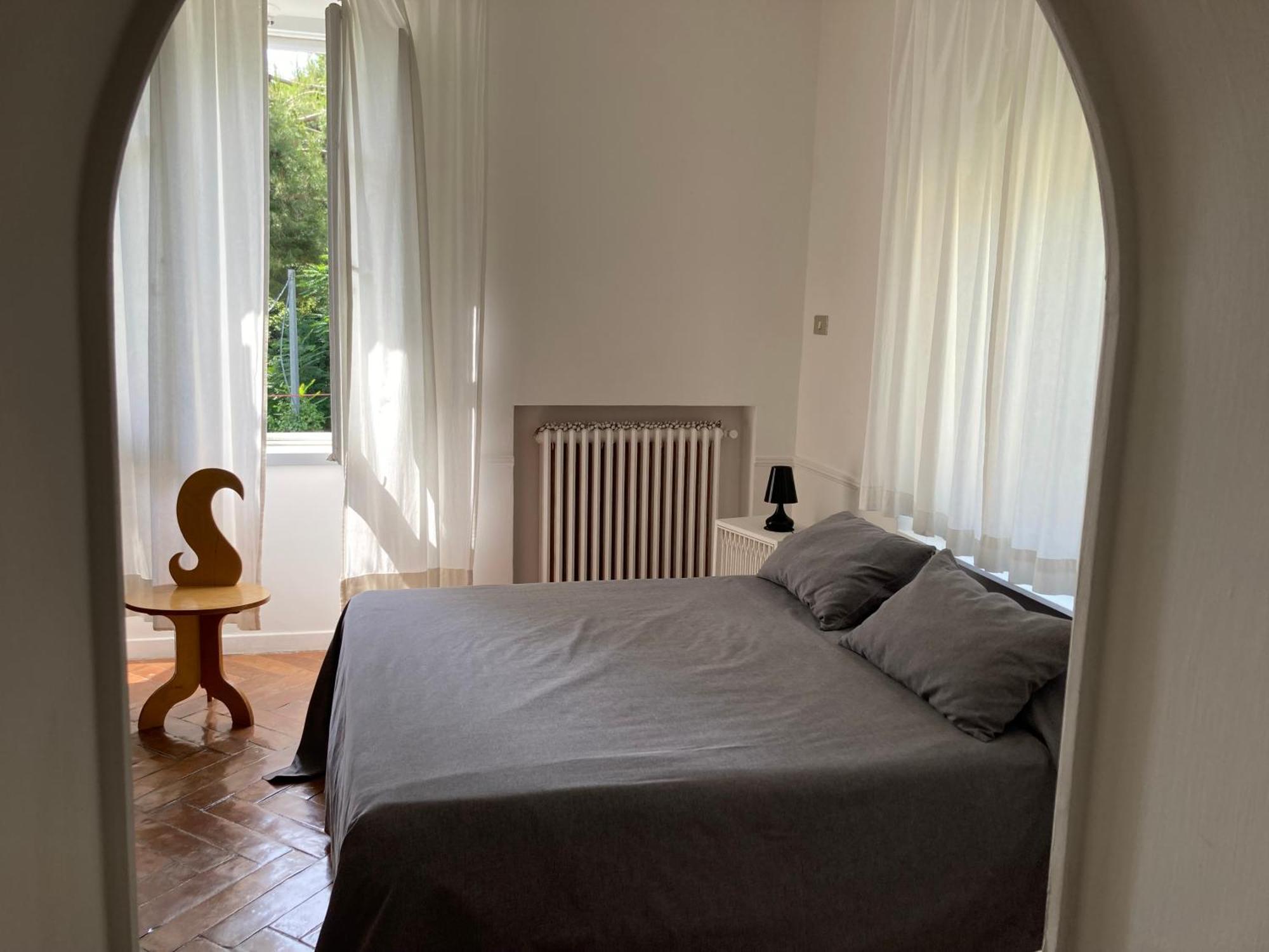 נאפולי Residenza Le Rose Villa D'Arte מראה חיצוני תמונה