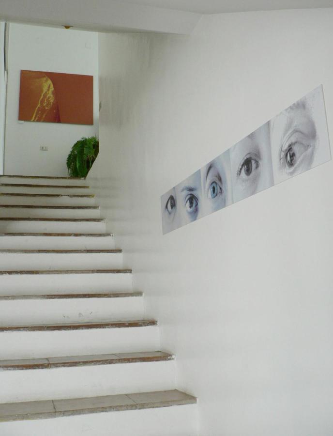נאפולי Residenza Le Rose Villa D'Arte מראה חיצוני תמונה